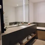 Domaine Des Terres Du Val 4*