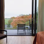 Domaine Des Terres Du Val