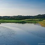 Domaine Des Terres Du Val Hotel