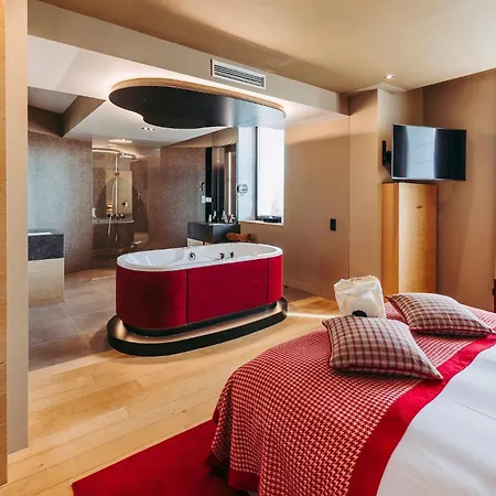 Hotel Domaine De Naxhelet 4*