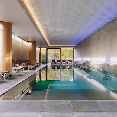 Domaine Des Terres Du Val Hotel 4*