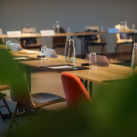 Hotel Domaine Des Terres Du Val