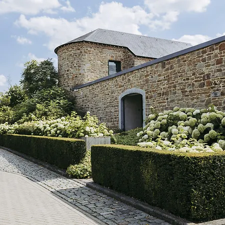 Domaine Des Terres Du Val Hotel