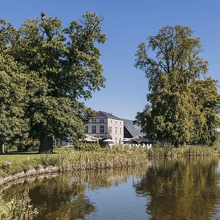 Domaine Des Terres Du Val 4* Wanze