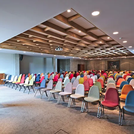 Domaine Des Terres Du Val 4* Wanze