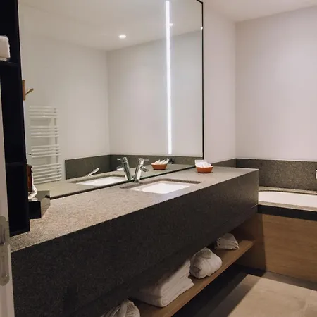 Domaine Des Terres Du Val 4*