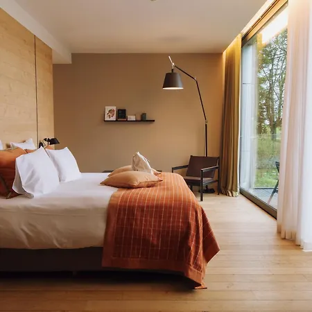 Domaine Des Terres Du Val 4*