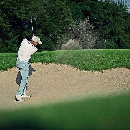 Hotel Domaine Des Terres Du Val 4*