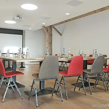 Domaine De Naxhelet 호텔 4*