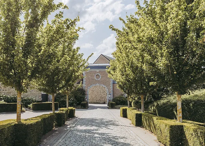 Hotel Domaine Des Terres Du Val Wanze