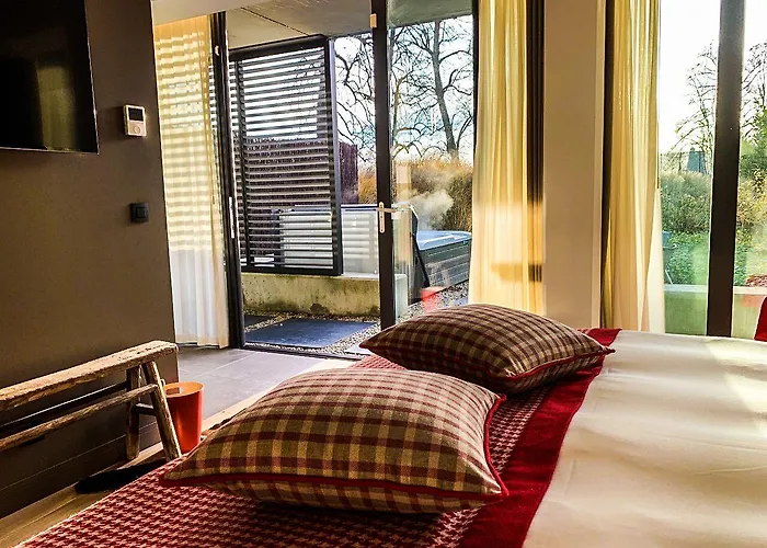 Hotel Domaine Des Terres Du Val 4*