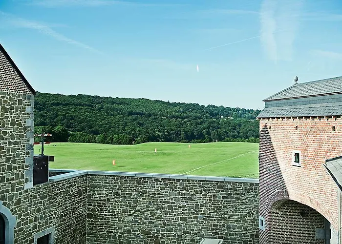 Hotel Domaine Des Terres Du Val Wanze